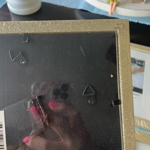 Special Moments Memories Collection Gold Sparkling Accent 3.5 x 5”Picture Frames - Picture 5 of 5